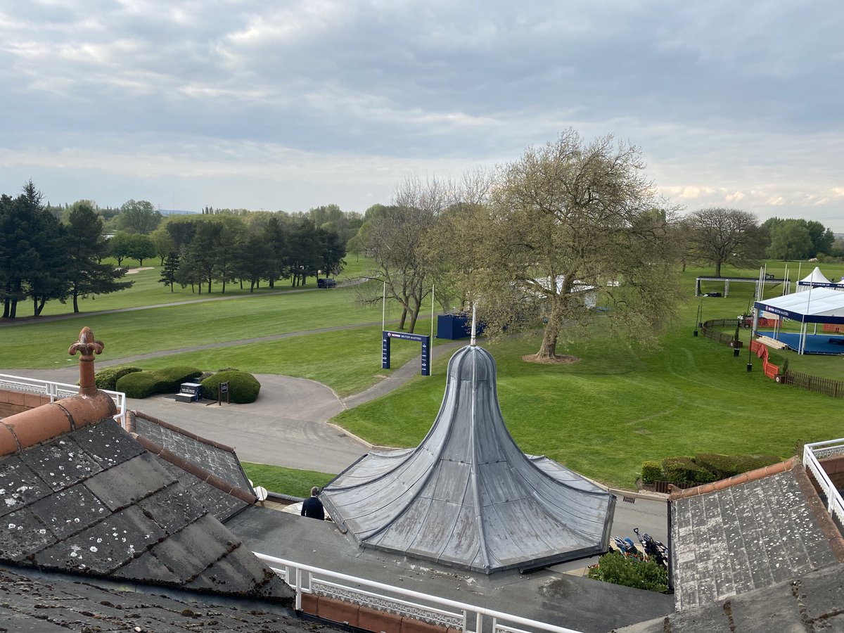 sayerca's tweet image. Shocking view from my room #belfry