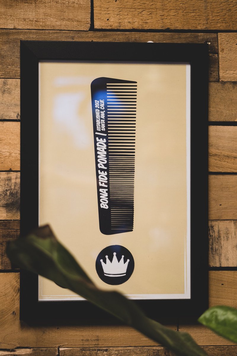 COMB YOUR HAIR!

You'll feel better, trust us!

#Bonafide #Comb #photography #WearTheCrown