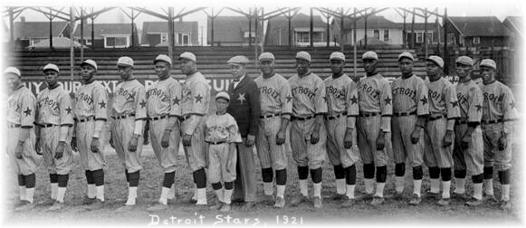 legends_sports1's tweet photo. San Antonio, TX's Big Bill Gatewood, early Black Baseball star with a big impact to match his 6'4" 240# size. Tossed the 1st ever no-hitter in Negro National League history in 1921 &amp; as the stories go, gave Cool Papa Bell his nickname &amp; taught Satchel his hesitation pitch. https://t.co/nXsYKesJkQ