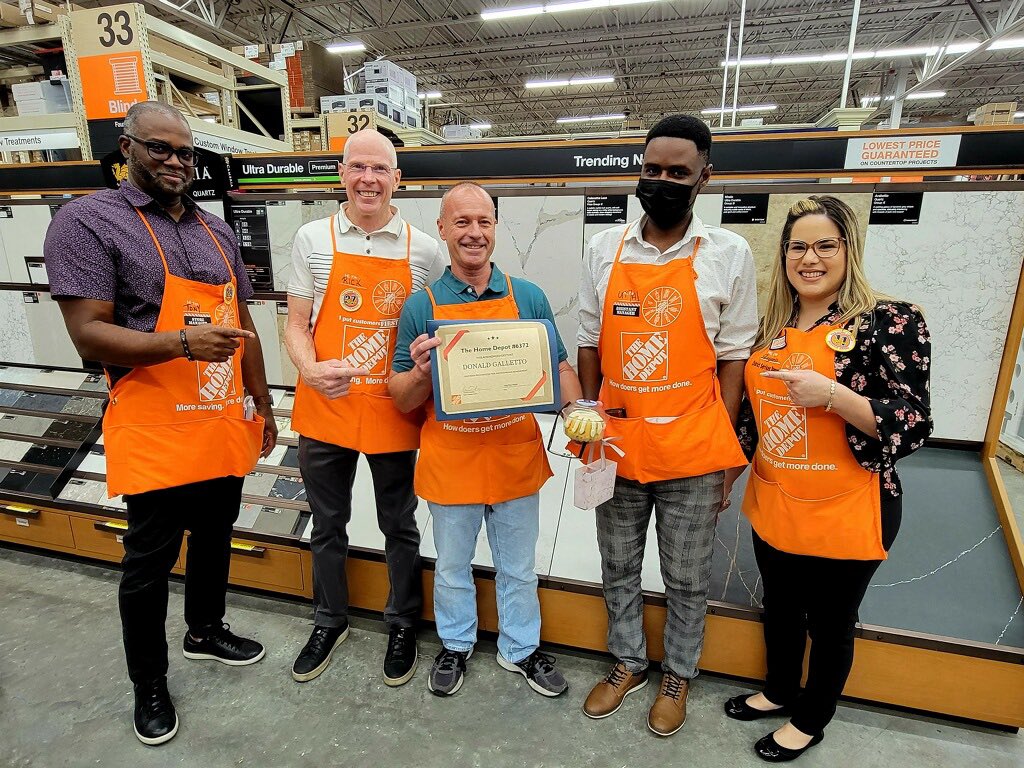 6372 Rocks!!! Tony and Team are Living and Driving the Home Depot Culture! Congratulations to all the Bun-Cake Winners today! @ynot305 @Leyanis_HD @THD_6372 @zoscrew @THDdiana @THD_Gabriel_SFL