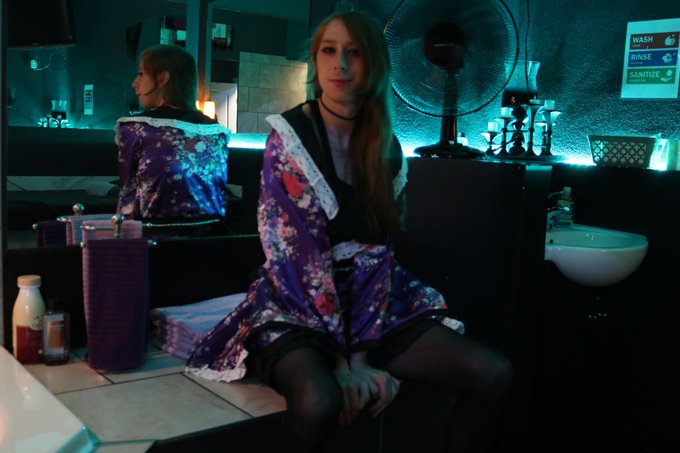 Im gonna be @AHTP9 tonight from 5-12 with the gorgeous @misty_quinn420 and @ZylaStarla come and vist<a class="tags" target="_blank" title="On Twitter" href="/?out=eyJ0eXAiOiJKV1QiLCJhbGciOiJIUzUxMiJ9.eyJpYXQiOjE3MjQ4NjAyMjYsImlzcyI6InR3cG9ybnN0YXJzLmNvbSIsIm5iZiI6MTcyNDg2MDIyNiwiZXhwIjoxNzU2Mzk2MjI2LCJyZWRpcmVjdF91cmwiOiJodHRwczovL3R3aXR0ZXIuY29tL0FIVFA5In0._touTU0omS_sg6m3RTs8Huk1DWVARFuBNpVMoAQXlBMnxCUX055BGg5KNaWIkfFj59mbkZcDaecS-O8A26IHRQ">@AHTP9</a><a href="/tag/newprofilepic"class="tags"><span>#newprofilepic</span></a>