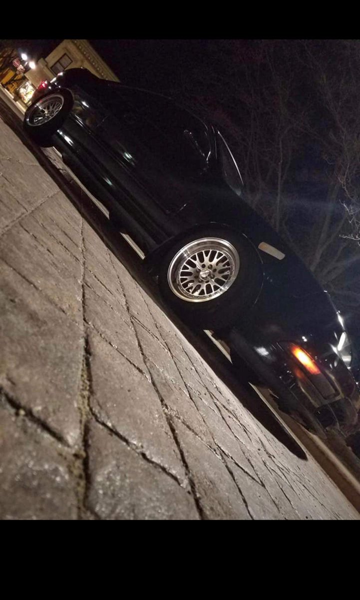 wMerIIo's tweet image. New whipski