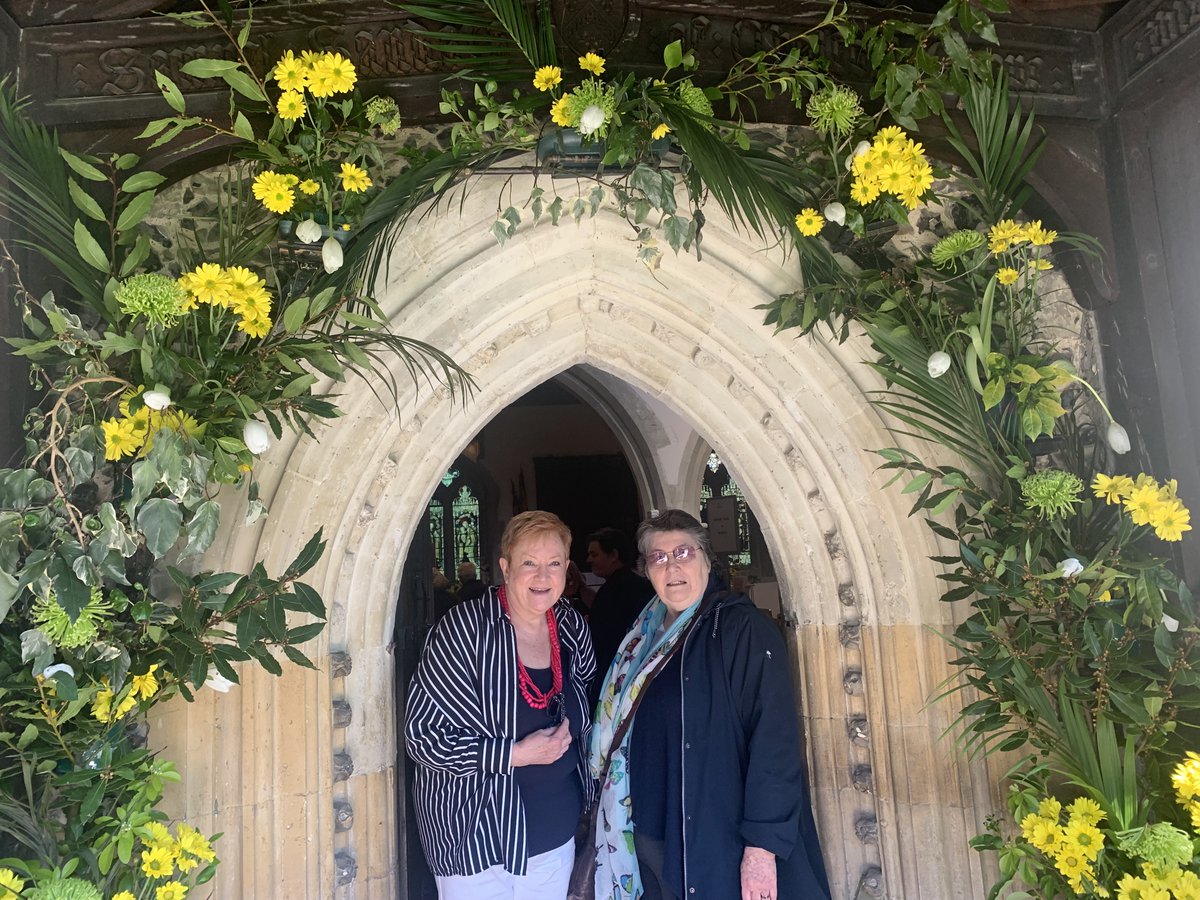 The #midsomermurders trail was launched today at picture perfect Milton's Cottage in St Giles -
Congratulations to the team for making it happen! 
@miltonscottage @Amershammuseum 
#midsomermisbourne #Amersham 
@visitbucks
@StPeterVillage
@StGilesVillage