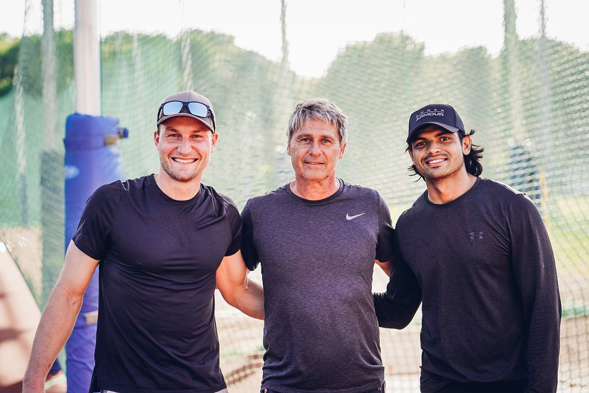 5 Olympic Golds in one frame #javelin