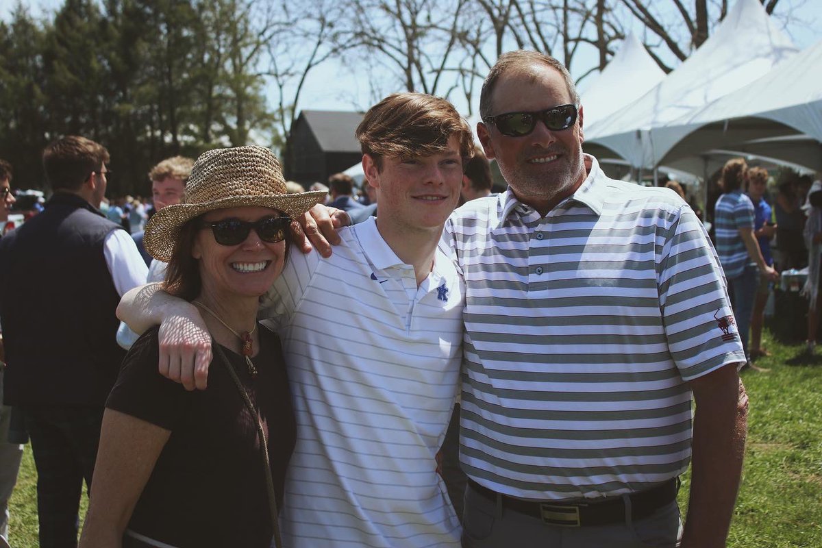 UKChiPsi's tweet photo. Our Brothers and their families had a great time celebrating Parent’s and Alumni Weekend at Keeneland this Saturday!

#KentuckyXΨ #PursueExcellence https://t.co/QUYL2JMGFz