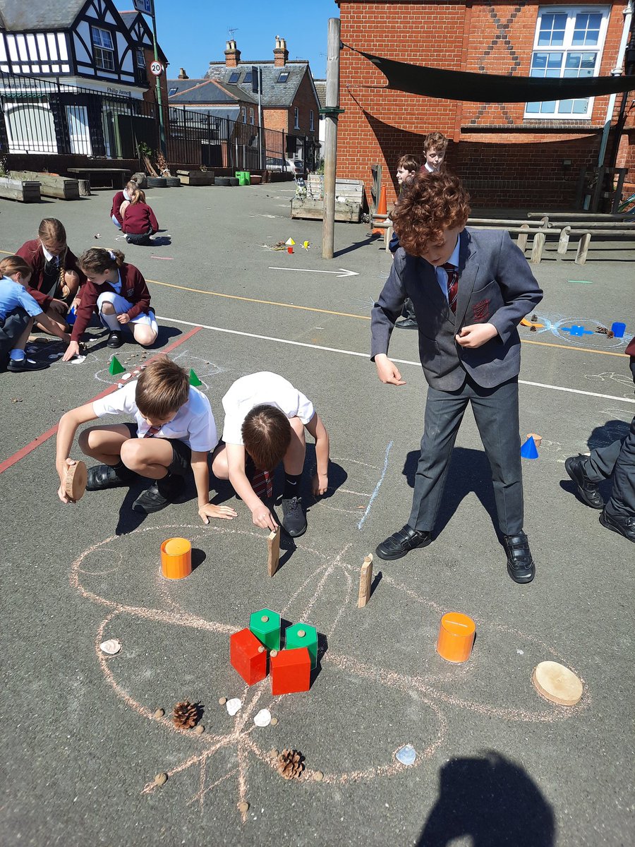StMichaels_CE's tweet photo. Y5 Doves practised our symmetry and shape skills outdoors today. We are learning about the migration of monarch butterflies through the wonderful book Atlas of Adventures @QuartoKids https://t.co/2SRglIoTXD
