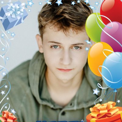 #NewProfilePic Thank you <a href="/mbch331/">Remko</a> for the great edit in the profile pic. It was suggested I change my profile pic for the day. Thanks, everyone, for the great wishes! Catch you later. Coffee break at work. I’ll get back to wishes tonight. Have a great day, gang!