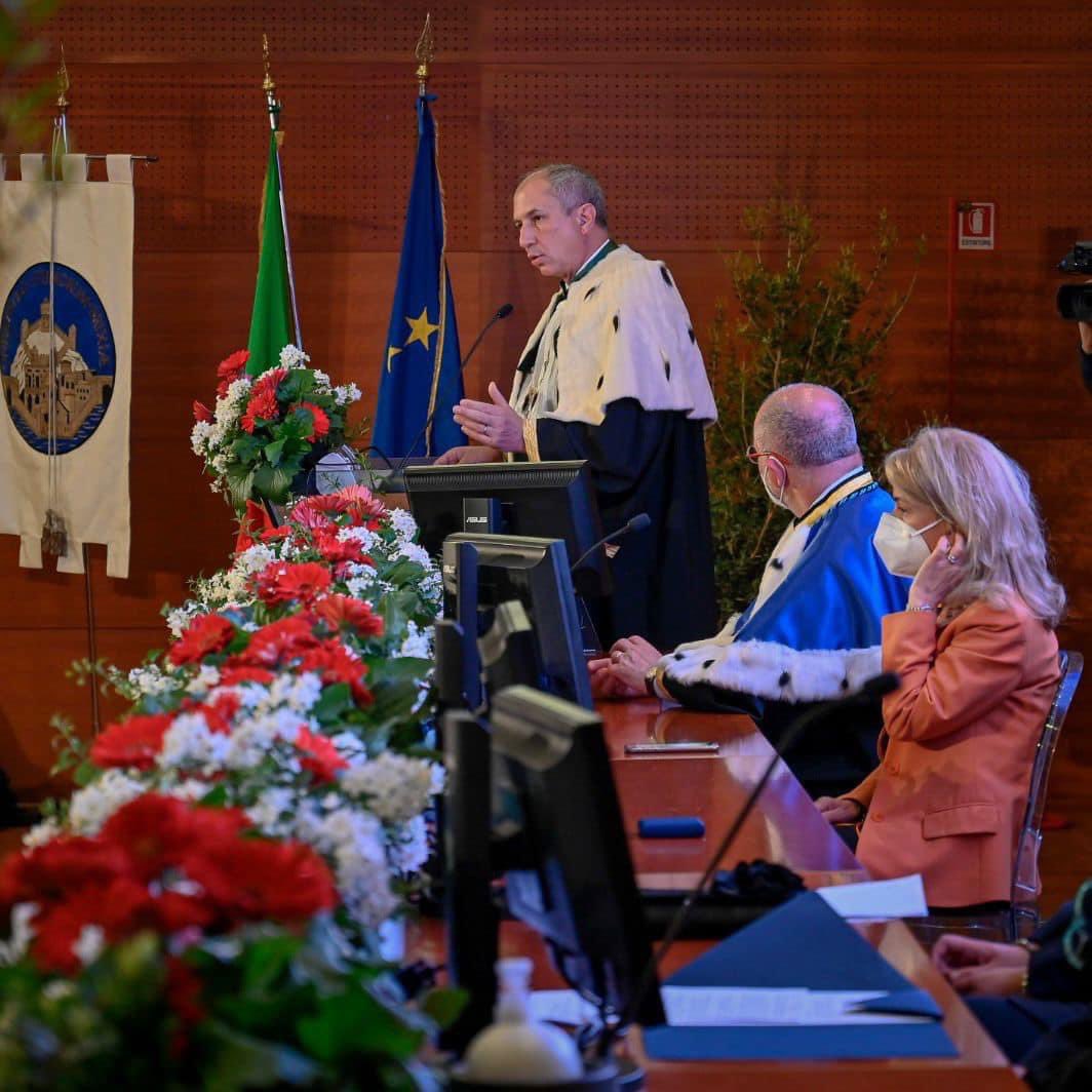 PresProvBS's tweet photo. La cerimonia di Inaugurazione del 40° Anno Accademico 2021/2022 dell'Università degli Studi di Brescia @unibs_official https://t.co/XY4f6nMke9
