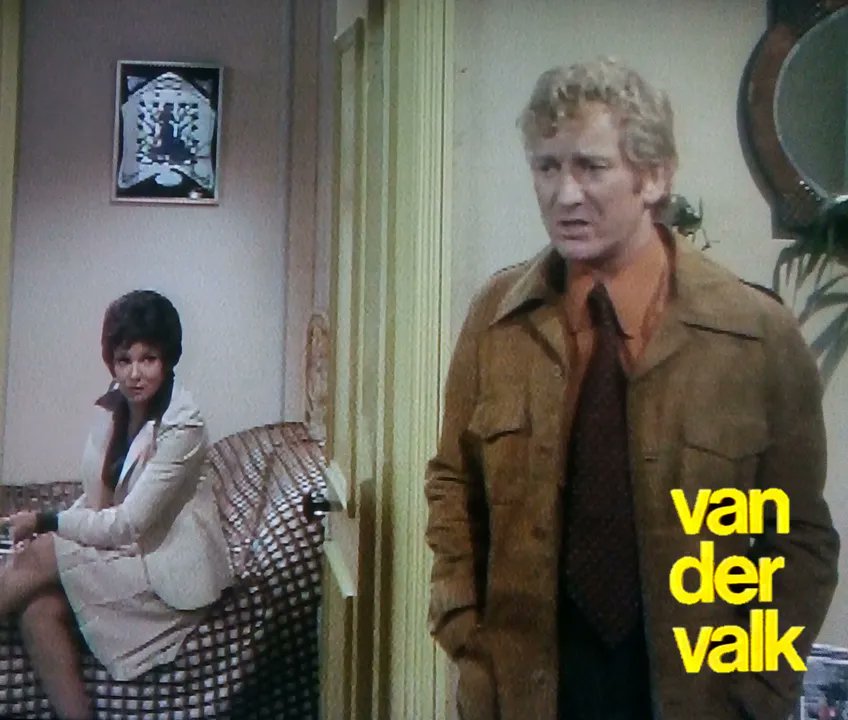 A young woman is threatened at 9:05pm in VAN DER VALK (1972) Starring #BarryFoster #SusanTravers #DenisLill #SydneyTafler