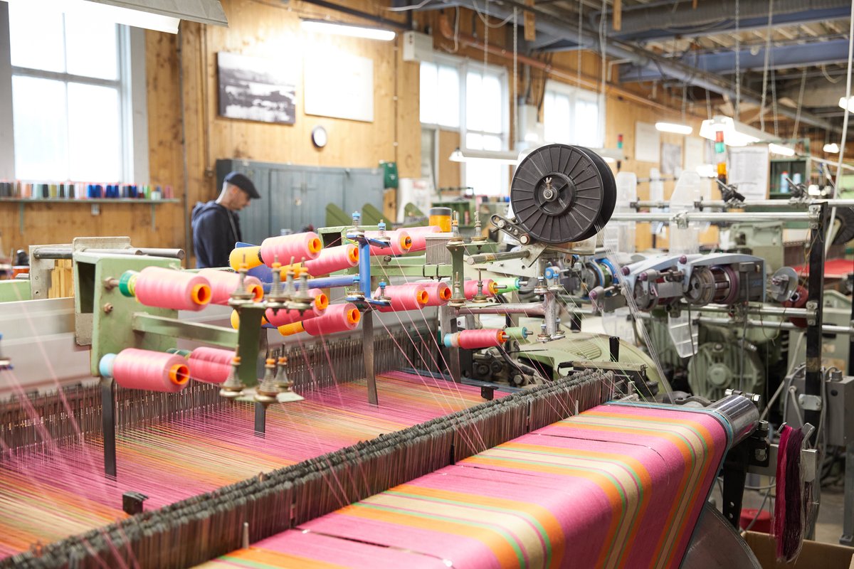 foxfordhome's tweet photo. As you enter our mill, you are greeted by the gentle humming of looms; a rhythmic ripple that is the heartbeat of our home. We are so proud of the throws & scarves made right here in Foxford, Co. Mayo.
#foxford #community #Foxford130 #foxfordwoollenmills #madeinmayo https://t.co/Fit2zZduqY