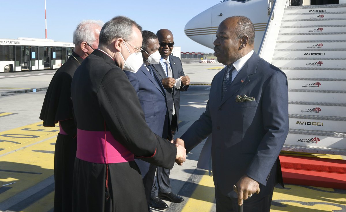 PresidentABO's tweet photo. Bien arrivé ce mardi à Rome où j'ai reçu un accueil très chaleureux.
A l'occasion de cette visite de 3 jours, je m'entretiendrai avec Sa Sainteté @Pontifex.
Le #Gabon &amp; le #Vatican partagent la même volonté de bâtir un monde en paix, + équitable &amp; respectueux de l'environnement. https://t.co/lsBRZncixc
