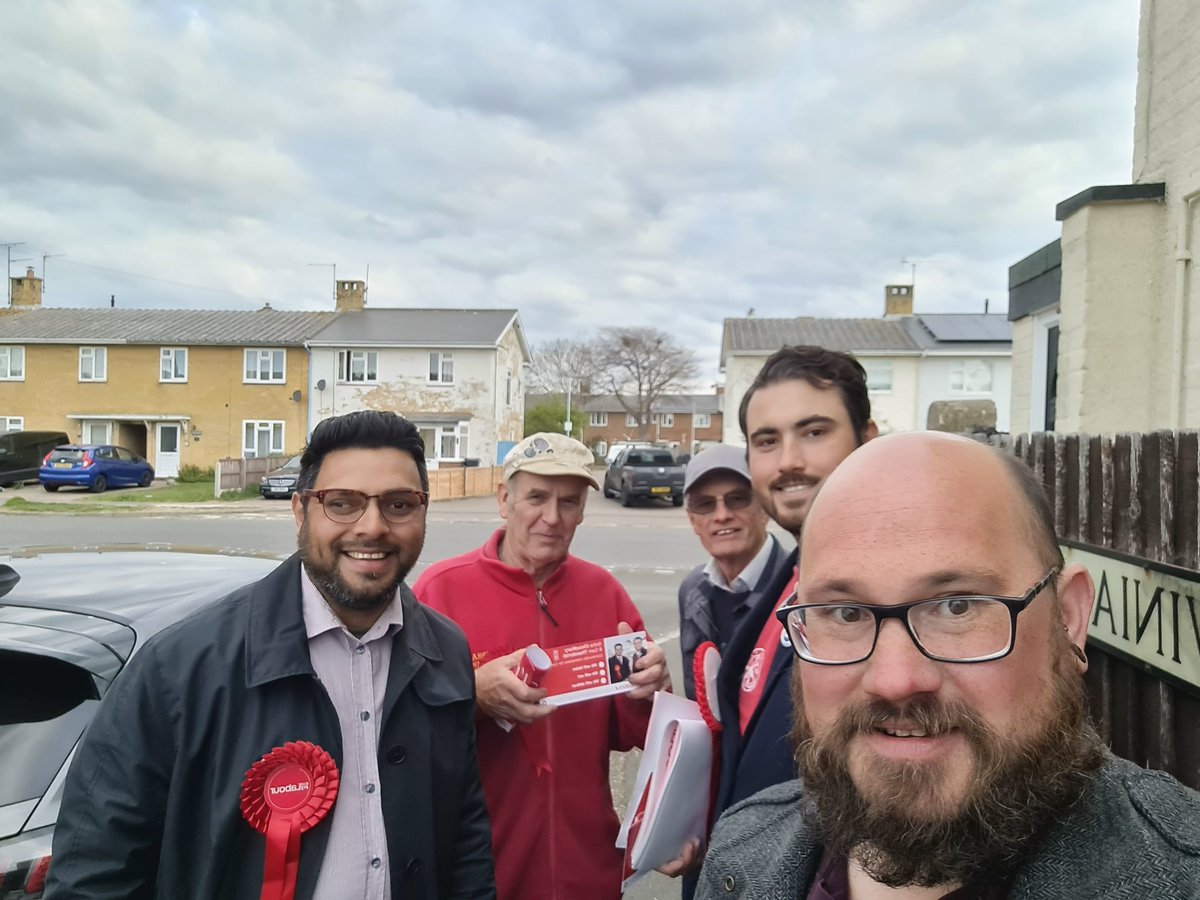 RichardWLabour's tweet photo. Out in Castle ward with fabulous candidates @IbshaC @SamTheodoridi @WorthingWestCLP @WSLabour https://t.co/aCLu4hqgme