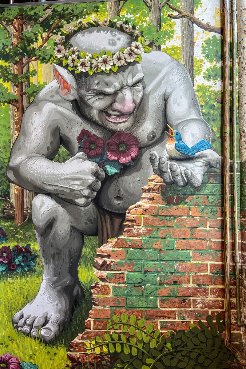 HankAllen's tweet image. This is a picture I took last weekend of a mural painting at an artist mall. It could symbolize Elon letting Twitter sing.