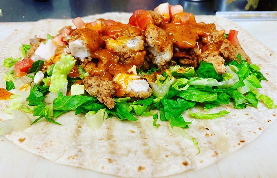 HalalRun's tweet image. Pizza is perfect, no matter which way you slice it! 

Grab a bite from Pizza Boli&apos;s - Harrisburg, PA 

Learn more ➡️ bit.ly/3oRYUX7 

📸: Pizza Boli&apos;s 

@PizzaBolis #halalrun #pizzabolis #eathalal #halalfood