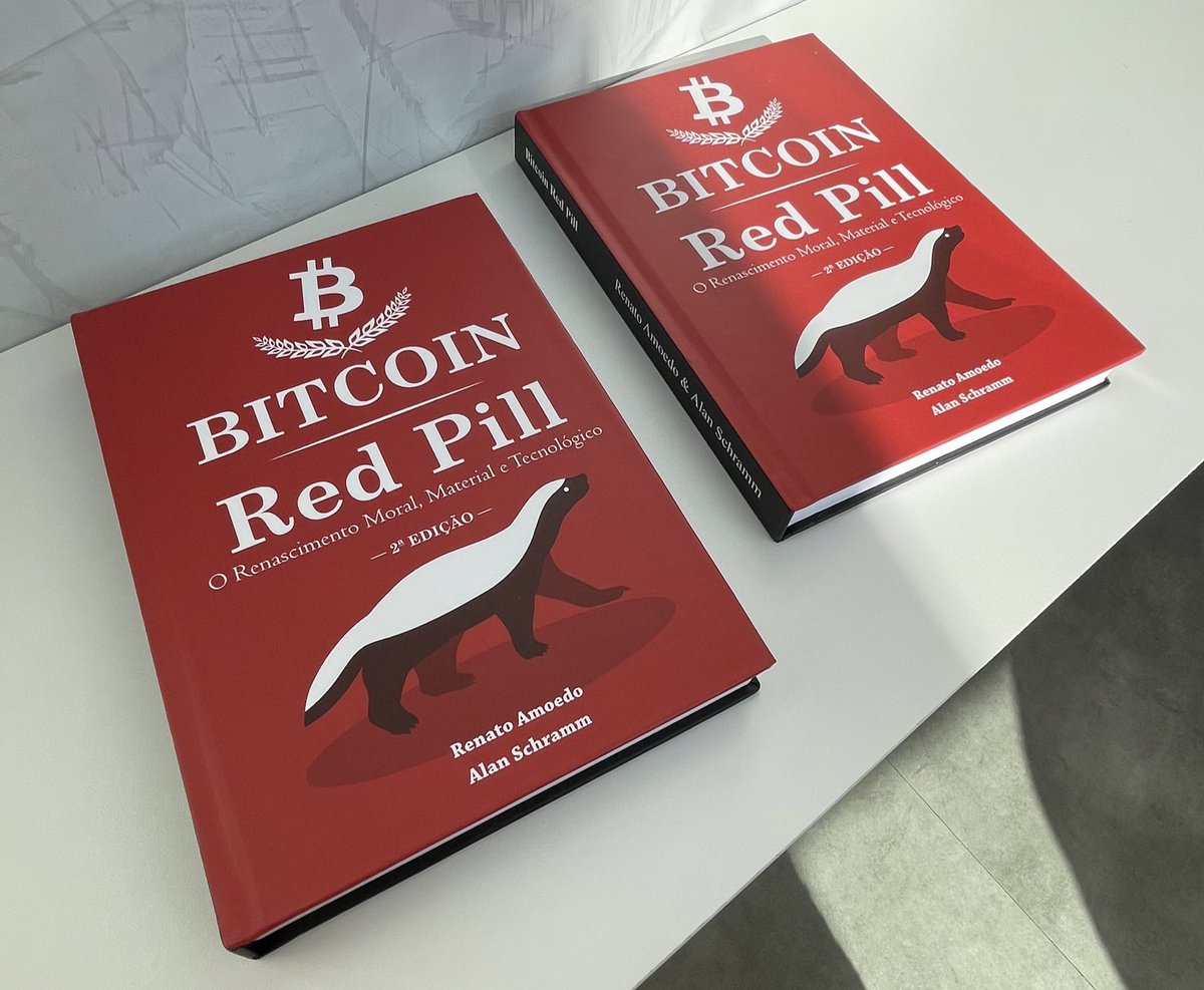 Livro Bitcoin Red Pill disponível em nosso site versão com a capa  dura.😍😍😍😍 Link na nossa bio e comentários 👇🏼 @alan_schramm  @38bitcoinheiro