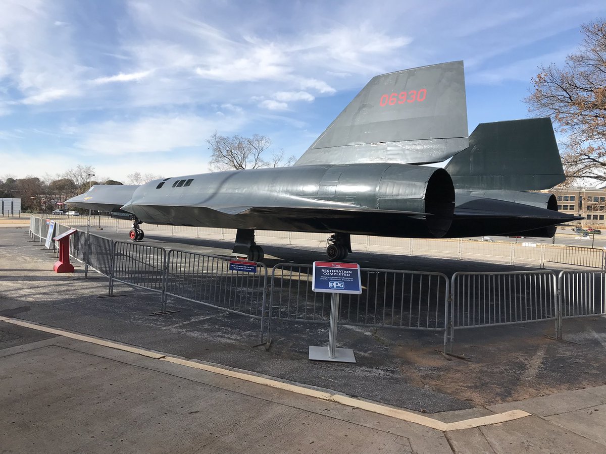 calebjflake's tweet photo. #OTD the A-12 Oxcart (predecessor to the SR-71) made its first flight. In 1962! #kansas #alabama #washington #arizona #A12 #SR71 #M21 #speed #planespotting #avgeek #oxcart #habu #museum #morepower #titanium #J75 #blackbird https://t.co/FhB6qyHaLe