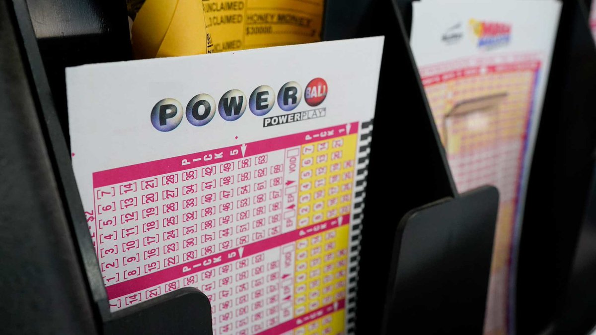Powerball winning numbers drawing yields no winner; lottery jackpot at $454M https://t.co/nD6lkpBsJM https://t.co/QNagIBSleZ
