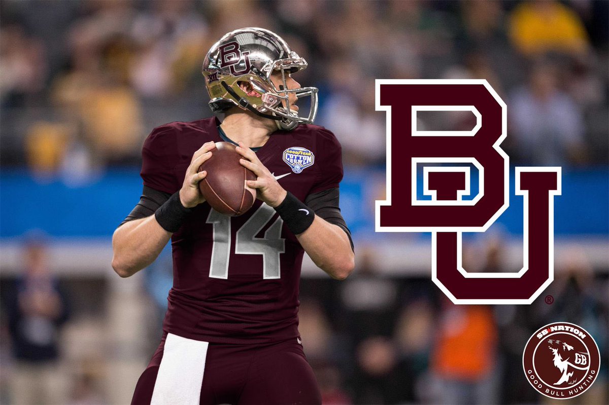 rcb05's tweet photo. Your annual reminder that everyone looks better in maroon. https://t.co/J9cpKMJhWy