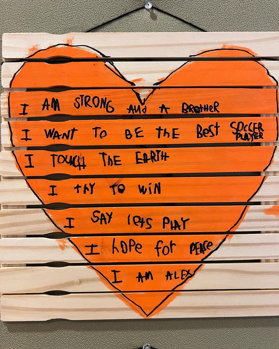explorewithCHDS's tweet photo. As part of their identity work, 1st Graders worked on “I Am” poems. 1st Graders thought deeply about who they are, what they believe, and much more.

Thanks for sharing a piece of your heart with us, First Grade. 💚💙💜💗💛 https://t.co/I5tR9Hb1Wd