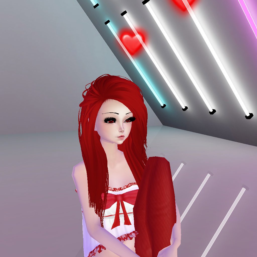 𝓐riana 𝓒oven (@arianacove) on Twitter photo 