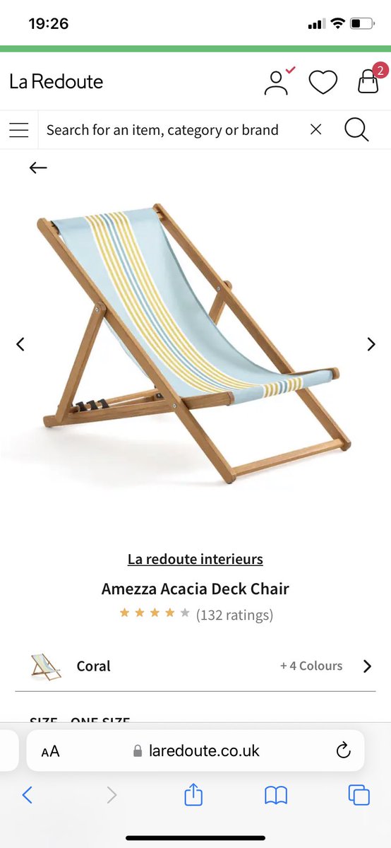 Missnhowden's tweet photo. @LaRedouteUK all your deck chairs seem to have the wrong coloured picture on the website. Surely this isn’t coral, taupe and grey?! #sendhelp #confused https://t.co/OlW1gj5zwo
