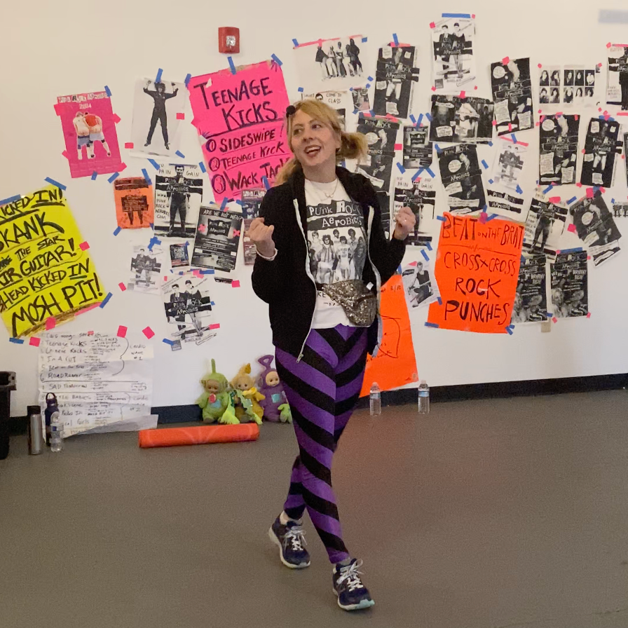 Zone3WesternAve's tweet photo. π€πΌPUNK ROCK AEROBICS IS BACK πΈ
Humor, attitude, and aesthetics integral to punk. Alt exercise.
JOIN US at Zone 3 on Tuesdays at 6:30PM.
DATES + DETAILS + TICKETS at https://t.co/P8Bg76ouu2
#allstonbrighton #bostonexercise #workoutboston #bostonpunk #zone3westernave https://t.co/H0fKCWYoU9