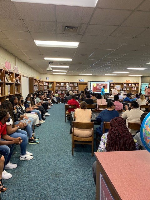 JRMSLibrary's tweet image. It&apos;s Signing Day at John Rolfe Middle School!  Today, alongside family and friends, we congratulate our student scholars and wish them luck as they head to HCPS Specialty Centers in the fall!