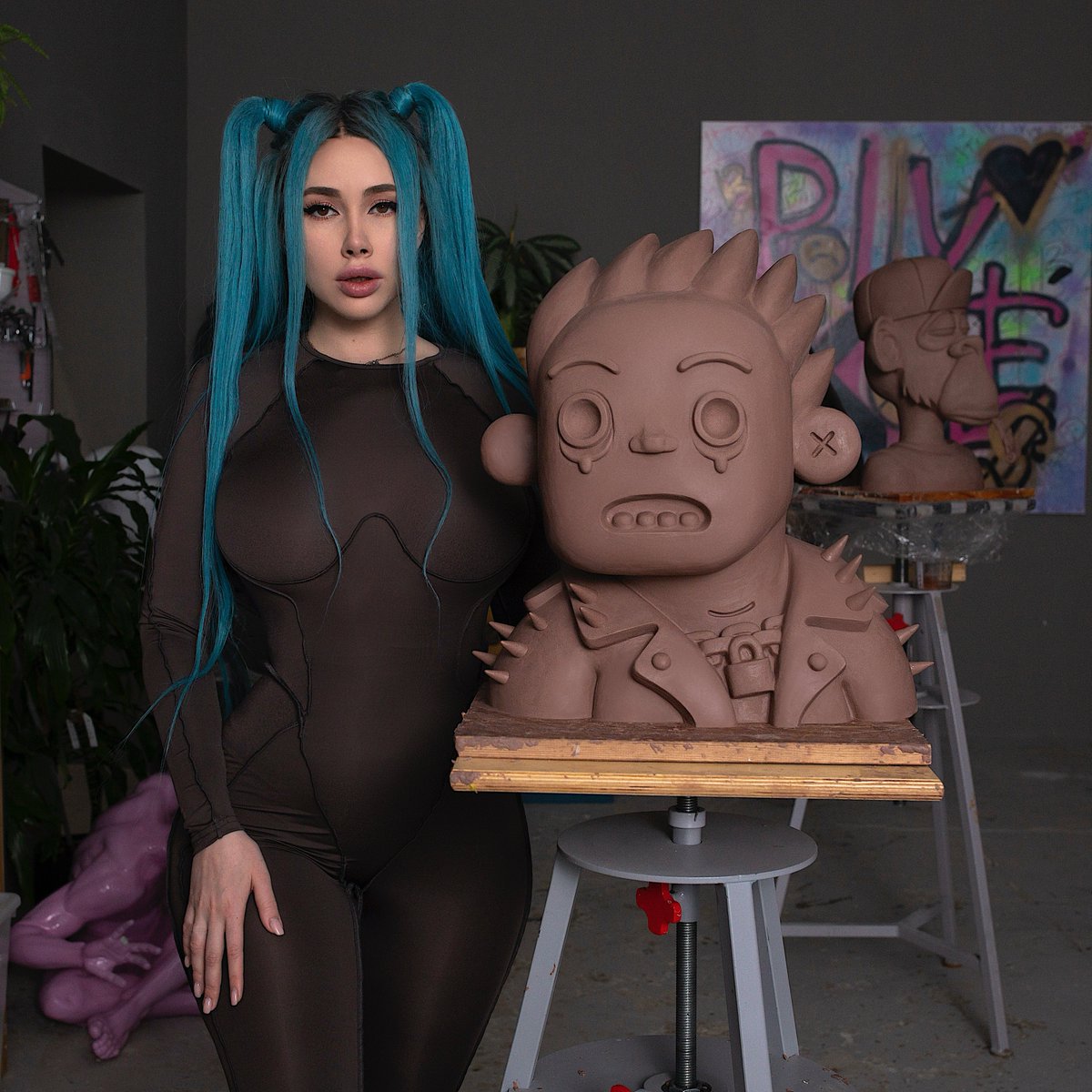 polly_kole's tweet image. What would you say about my new deadfren? 🧟‍♂️
Do we look like a couple? 😅

#NFT #nftart