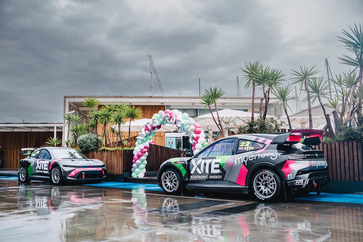 Charlotte Lumley tweet media