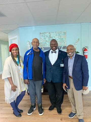 NTBHA6's tweet photo. We were excited to welcome Dallas City Mayor, @Johnson4Dallas, at our NTBHA Living Room today. Mayor Johnson did a walking tour of the Fair Park area which included our facility and APAA (Association of Persons Affected by Addiction). 
-
#NTBHA #NTBHA6 #MentalHealth #SubstanceUse https://t.co/rDhNt406sR
