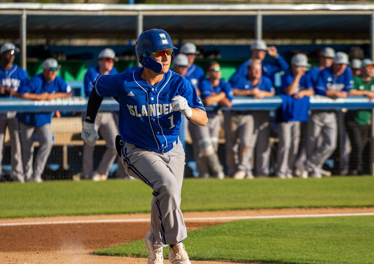CFB247's tweet photo. Itchy Burts
Texas A&amp;M-Corpus Christi, Outfield/Infield 2017-2021 https://t.co/PrycO0mGfb