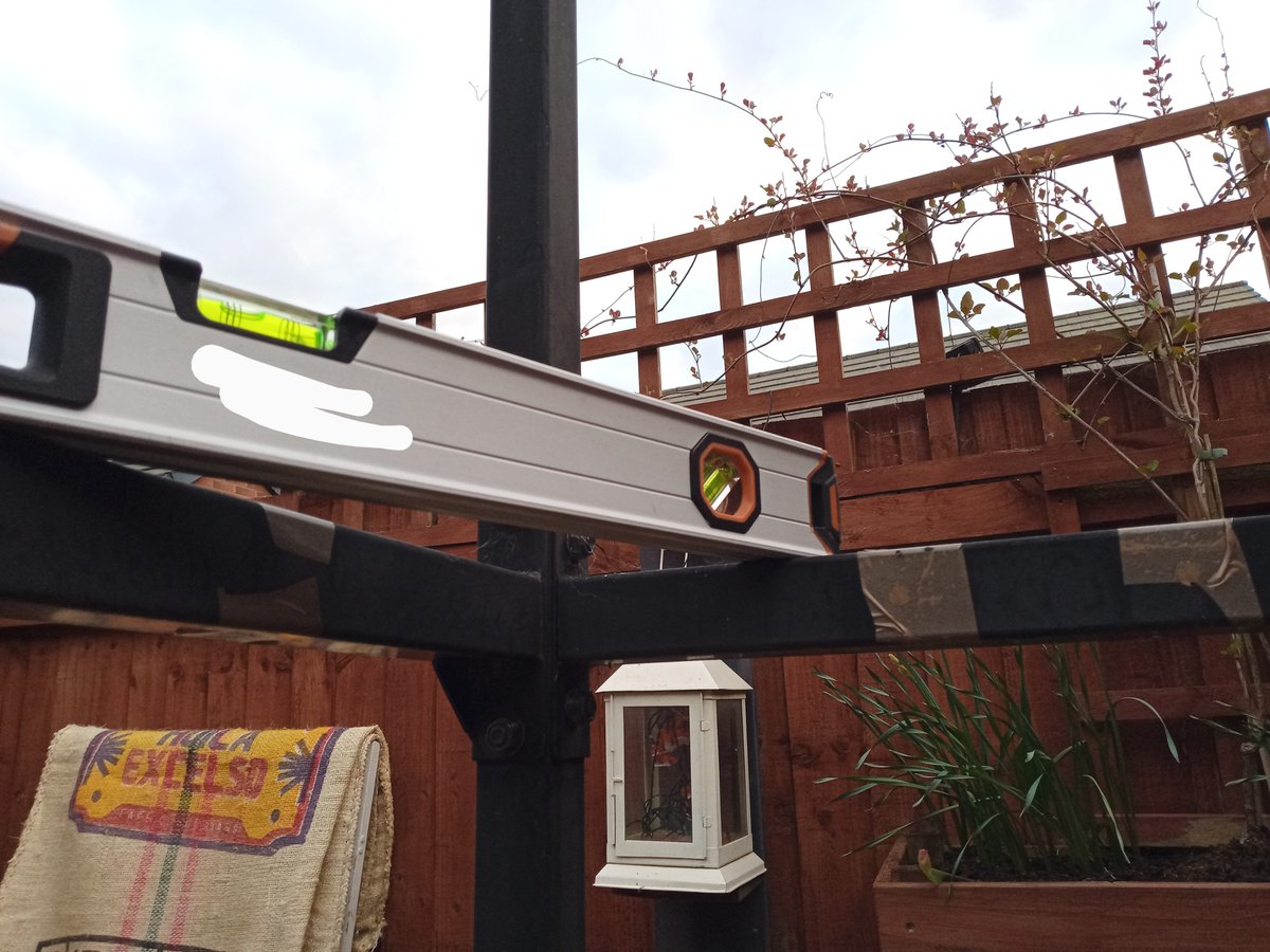 Lighter evenings bringing opportunities to spend a bit of time exercising self care at the end of the day (no pun intended). A reminder that after a day walking alongside others talking about self care, to spend a bit of time on my own #keepingspiritsbalanced