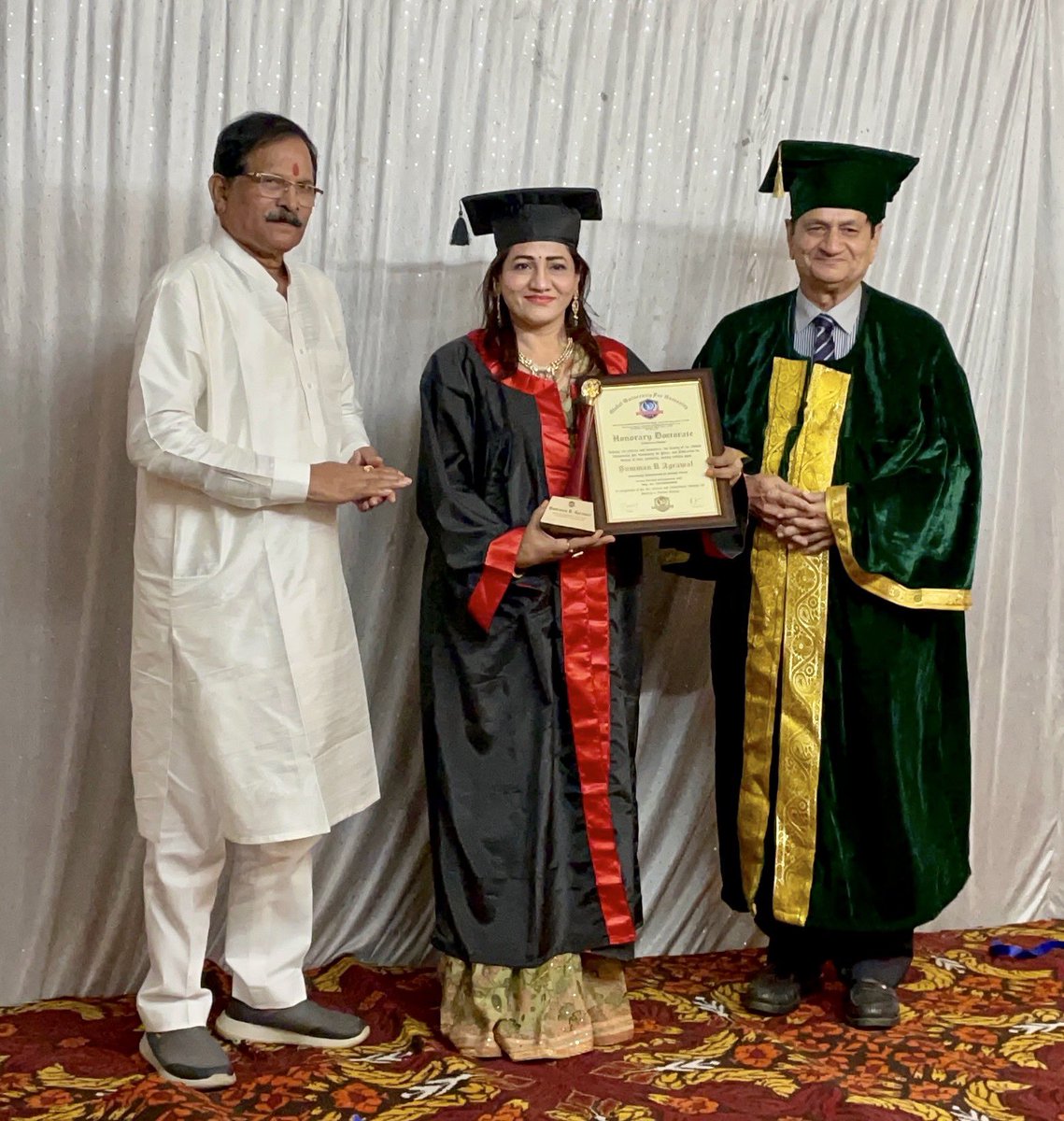SummanRAgrawal's tweet photo. Received the #Doctorate at the hands of Hon. Minister #Shripad Naikji 👍 https://t.co/49AJFs46CM