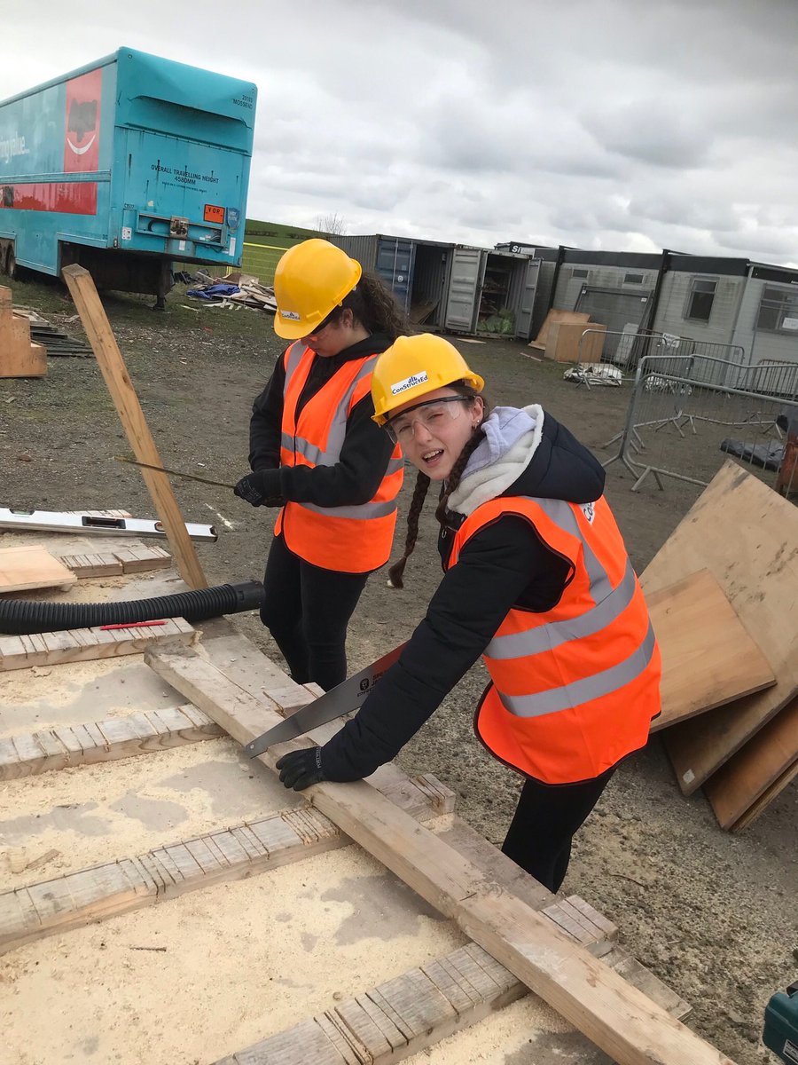 Dale Lyon tweet media