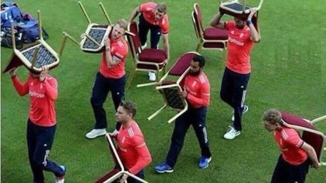 Les Barcelonais qui s'installent pour supporter Man city ce soir

#ManCityRealMadrid