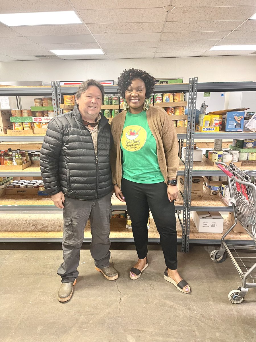 foodbank_GWDSC's tweet photo. Last week was #NationalVolunteerWeek We certainly appreciate all of our dedicated volunteers! #FBGC #VolunteerMonth #community @ScGwd https://t.co/Q3BsDIrWYf