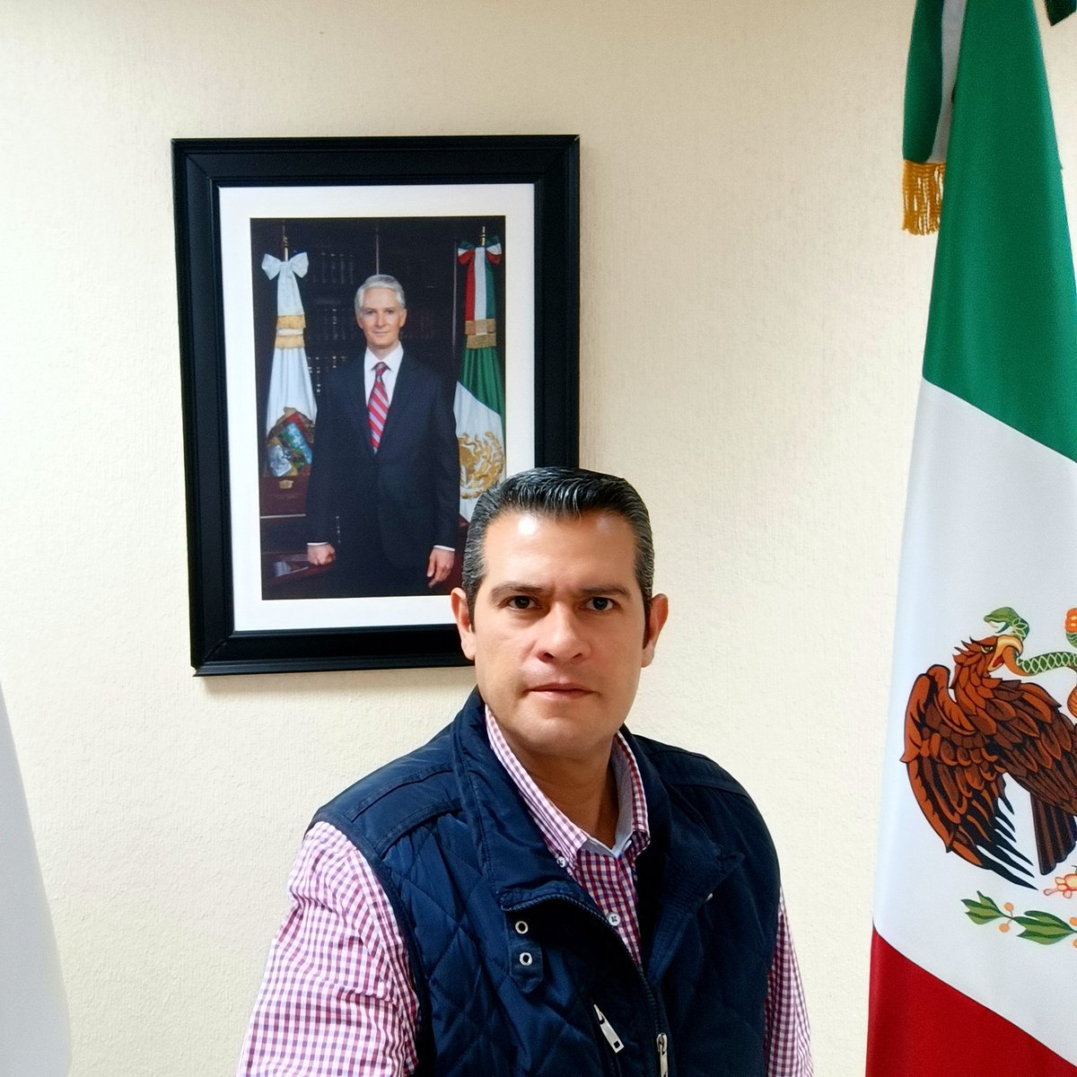 luisfelipevg's tweet photo. #NuevaFotoDePerfil https://t.co/nVuqHgMdcJ