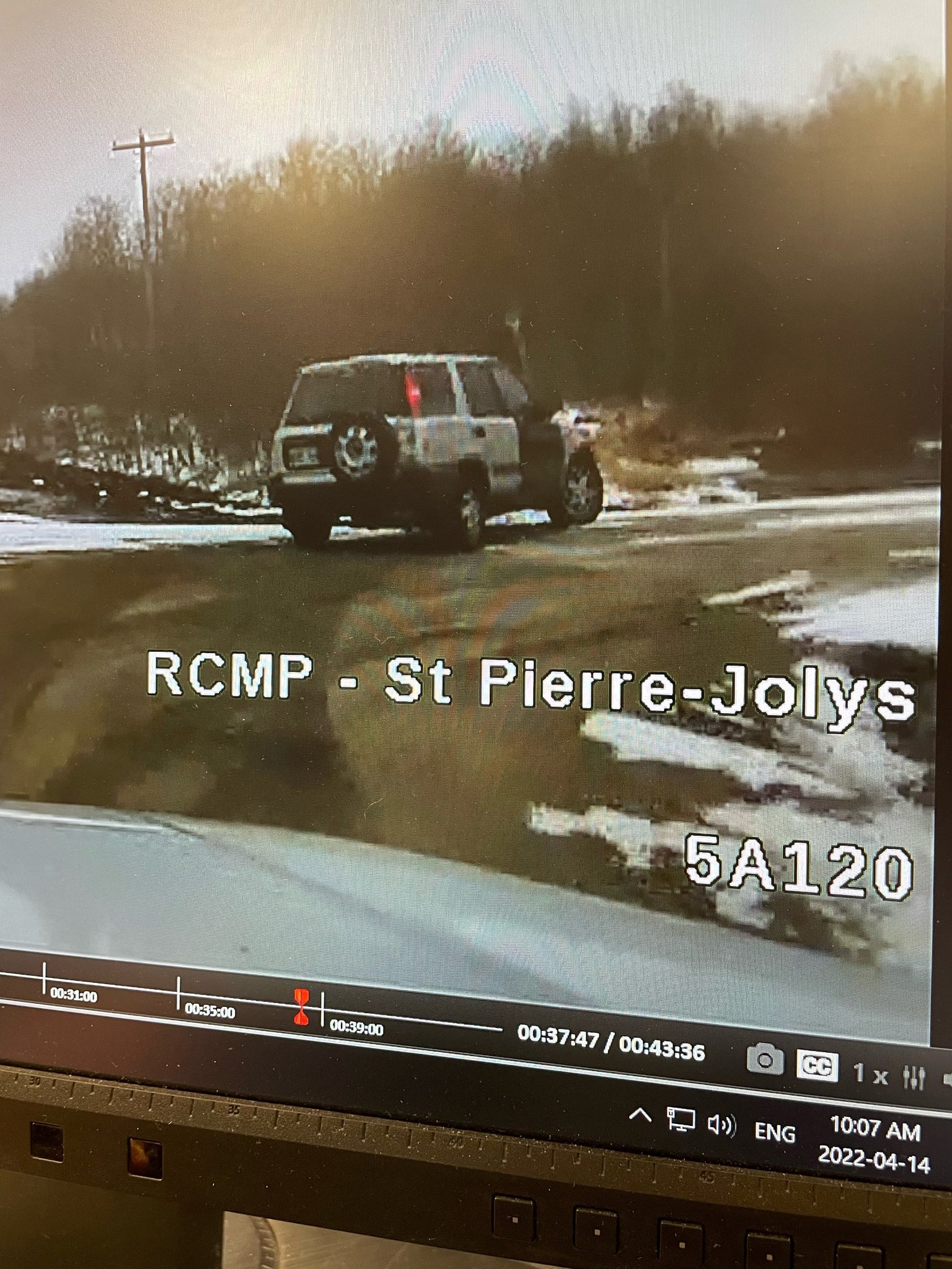 RCMP Manitoba on Twitter "StPierreJolys rcmpmb are looking for this vehicle & its driver