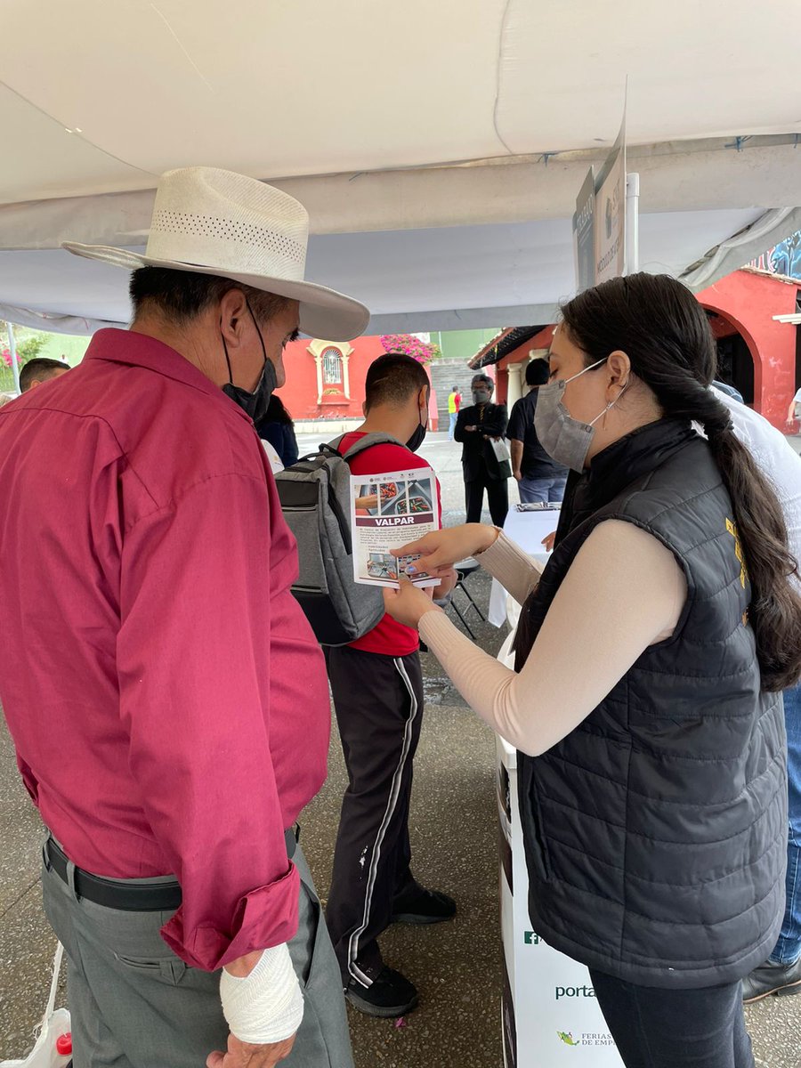 Nuestro Módulo de <a href="/JovConFuturo/">Jóvenes Construyendo el Futuro</a> y la Estrategia de Abriendo Espacios estan asesorando y ayudando a las juventudes y público en general en la Jornada de Atención en Seguridad y Salud en el Trabajo que se está llevando a cabo en el Barrio #Xallitic hoy y mañana en #Xalapa.