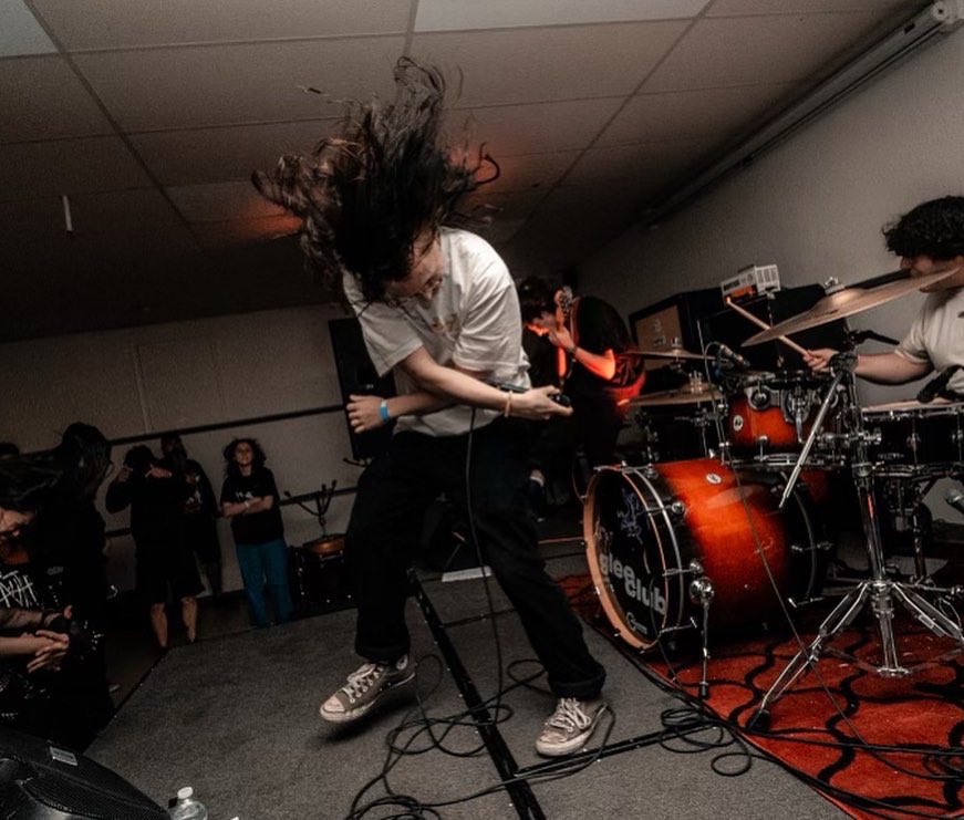 GLEE CLUB tweet media