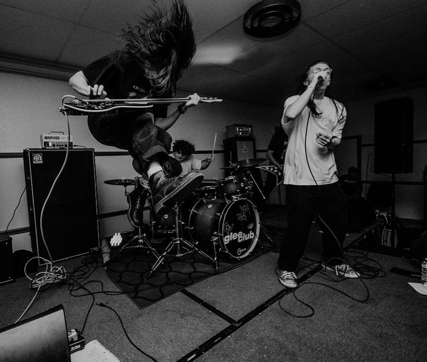 GLEE CLUB tweet media