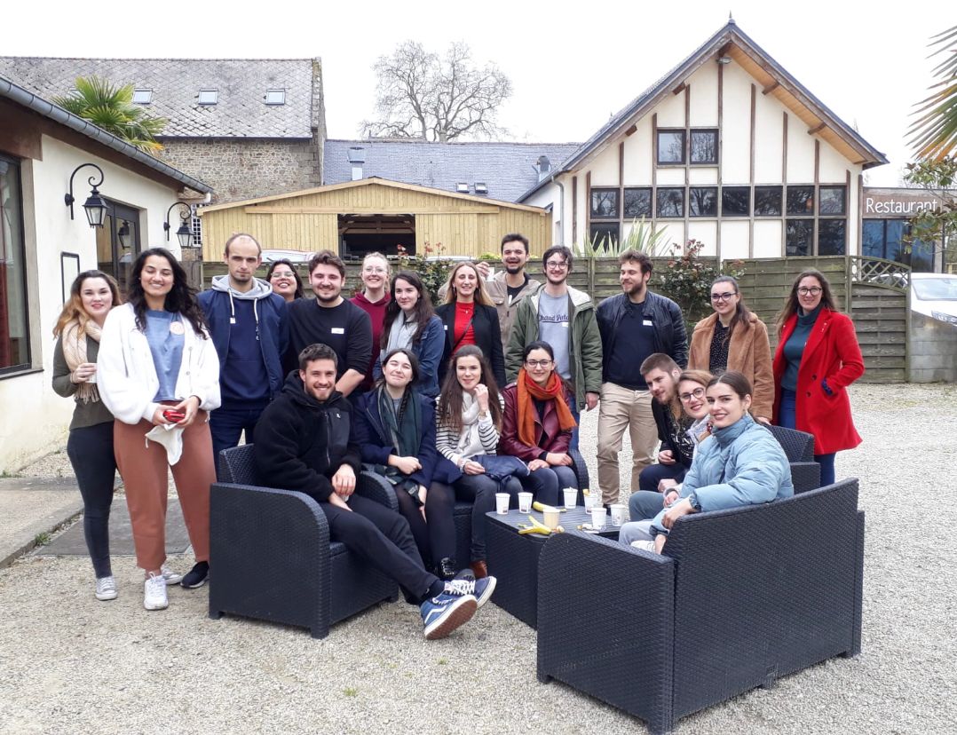 asso_NPhDA's tweet photo. Il est aussi important de pouvoir renforcer les liens entre collègues et de faire une pause.
Nous remercions notre directeur d'institut le Dr Olivier Loréal et son prédécesseur le Dr Bruno Clement pour l'organisation de la journée NuMeCan !

#NuMeCan, #NPhDA, #DomainedesOrmes https://t.co/Q3hcfYntFm