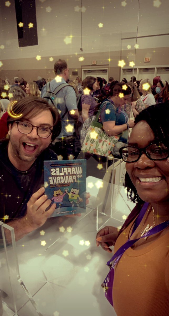 BaneLibrary's tweet image. Having several fan girl moments at #TLA22 ! @dsantat @yuyimorales @thebrockart @KSekouM thank you for your talents and generosity with sharing your stories. “When children read, they are practicing life”-Yuyi Morales