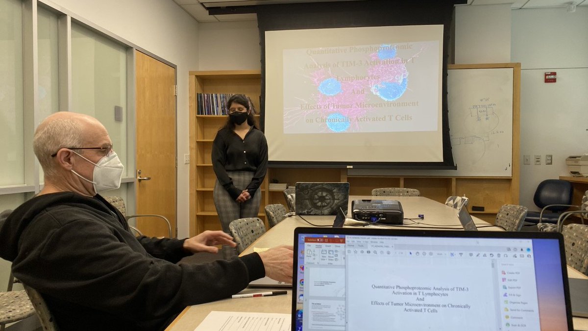 HUGE congratulations to our undergraduate associate Yashasvi on her successful honors thesis defense! Well done!