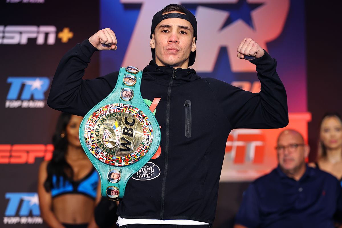 CatACor21's tweet photo. #Valdez🇲🇽is aiming for #unification.
*punching power
*aggressive
*sturdy chin
*never been down
*ability to change styles mid fight
Last 5:#RobsonConceicao🇧🇷16-0-0 / #MiguelBerchelt🇲🇽38-1-0 / #JaysonVelez🇵🇷29-6-1 / #AdamLopez🇺🇸13-1-0 / #JasonSanchez🇺🇸14-0-0
#ValdezStevenson https://t.co/q81giFwQe7