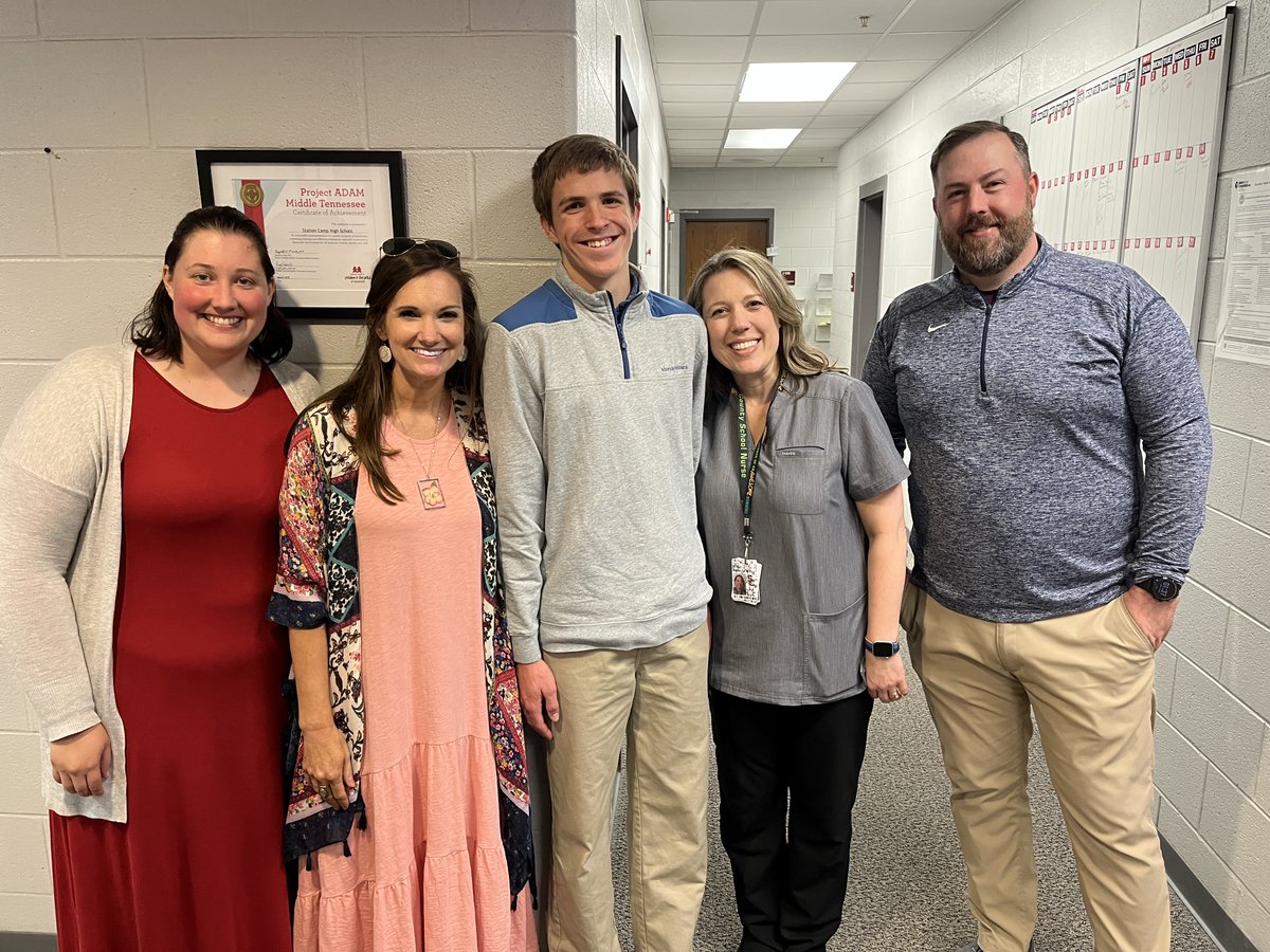 RejynaBeck's tweet photo. When the seconds mattered, SCHS SET team were there. Thank you for saving my son's life.@co_sumner @SchoolsSumner, @scottlangford72, @TheBisonCamp, @supportprojectadam, #SCSELDepartment https://t.co/JbOY0saAIn