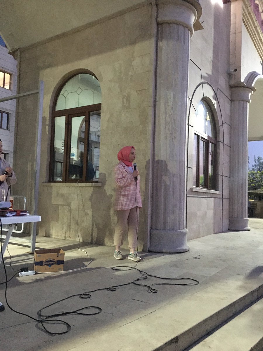Gizem Temiz (@gizemyildiz_) on Twitter photo Bugün bu güzel günde düzenlenen iftar için <a href="/rumeliunv/">İstanbul Rumeli Üniversitesi</a> ‘ne , Hürriyet ve Adalet Kulübüne ( <a href="/bhaticebakr/">Hatice</a>) , <a href="/SilivriBel/">Silivri Belediyesi</a>’ne teşekkür ederiz. Çok anlamlı ve güzeldi. Elinize emeğinize sağlık. Bugün bu güzel günde düzenlenen iftar için <a href="/rumeliunv/">İstanbul Rumeli Üniversitesi</a> ‘ne , Hürriyet ve Adalet Kulübüne ( <a href="/bhaticebakr/">Hatice</a>) , <a href="/SilivriBel/">Silivri Belediyesi</a>’ne teşekkür ederiz. Çok anlamlı ve güzeldi. Elinize emeğinize sağlık.