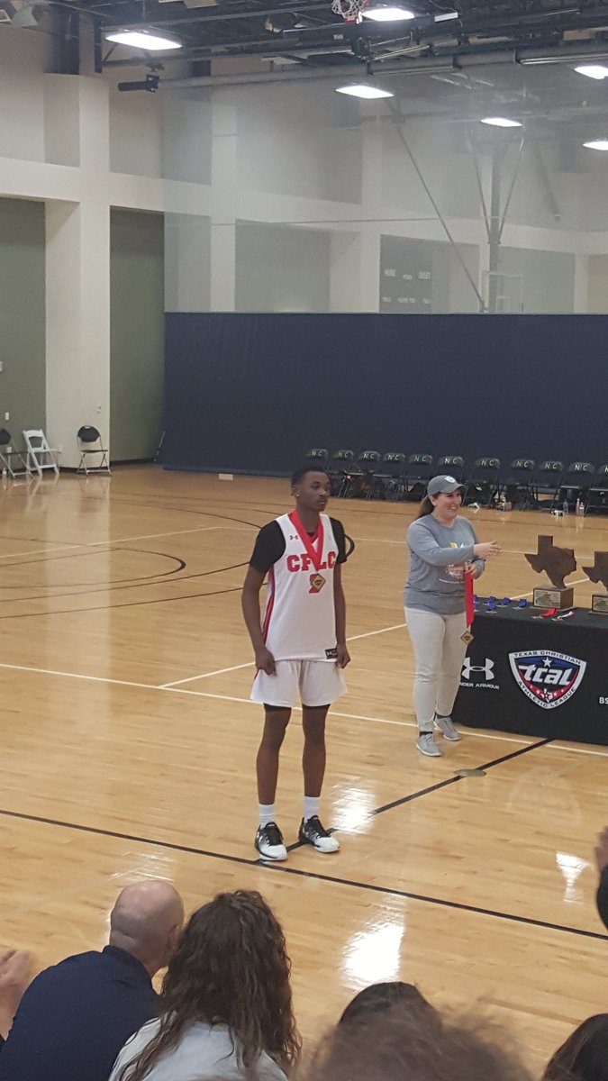 AllynThomas8's tweet photo. This one shakes me up RIP Renz😢😢😢😢 https://t.co/s4pJOyN4CU