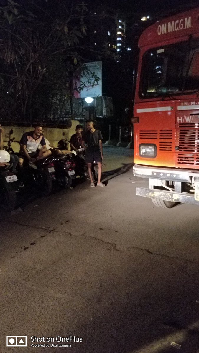 Adlogick's tweet photo. @ShelarAshish 
Every night at 12 am a garbage truck comes to remove garbage , he blocks the road for half hour , no one can move in or out , god help anyone with an emergency
He says too much illeagal parking is done here
Will someone look into this or we as TAX payers suffer https://t.co/MBknmknWtu