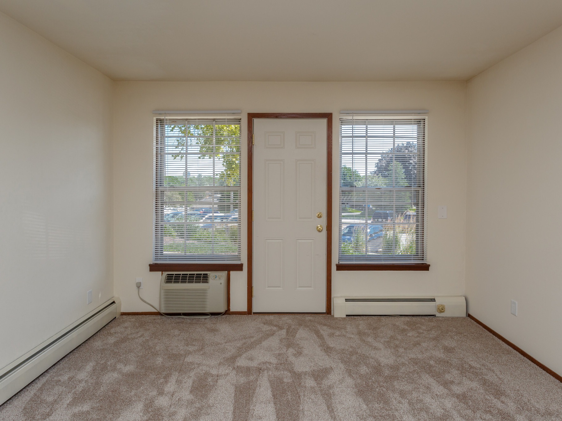 Overlook Pointe Apartments (PointeOverlook) / Twitter